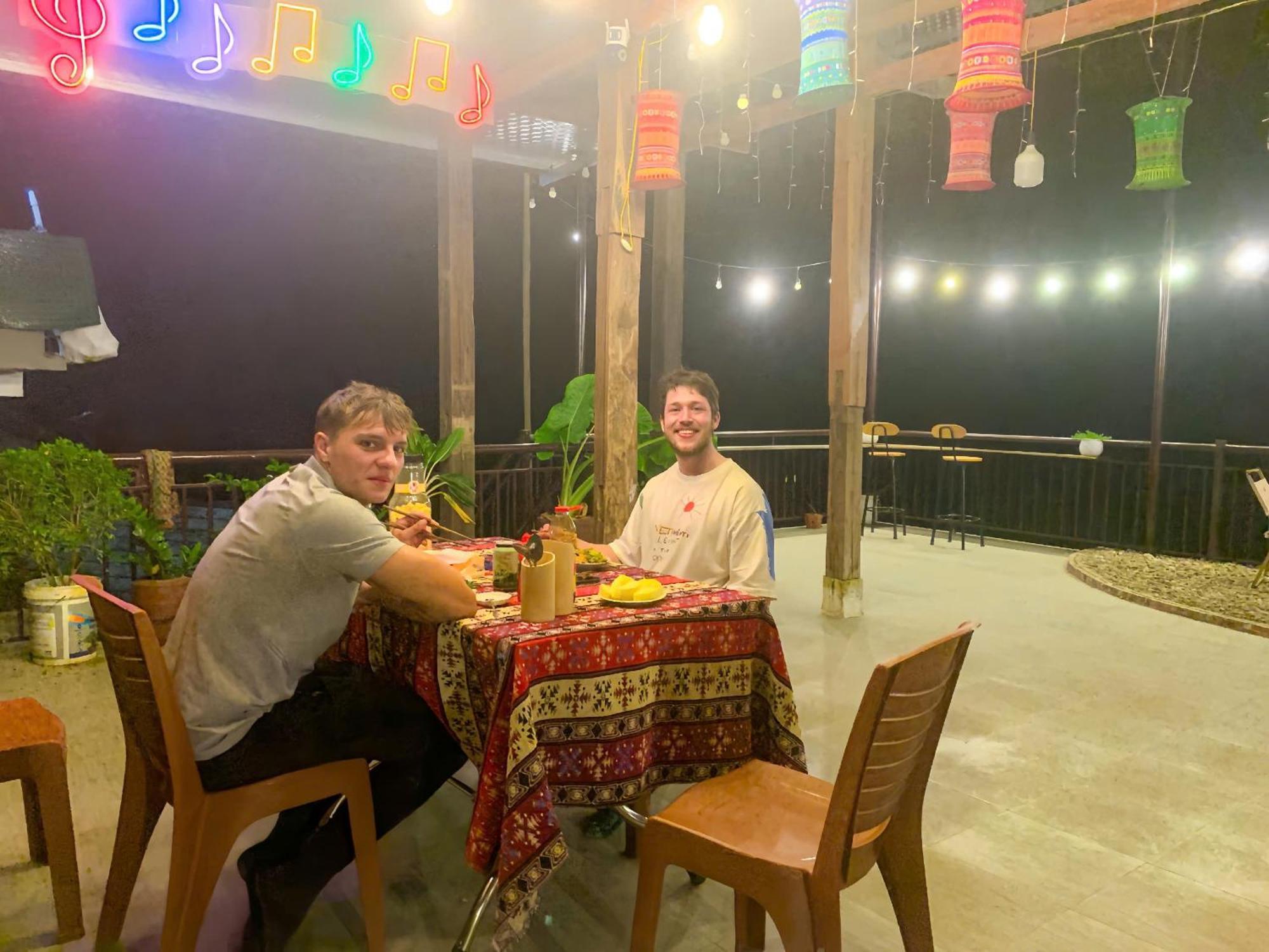 Duy Tuyen Ba Be Homestay Bac Kan Eksteriør billede