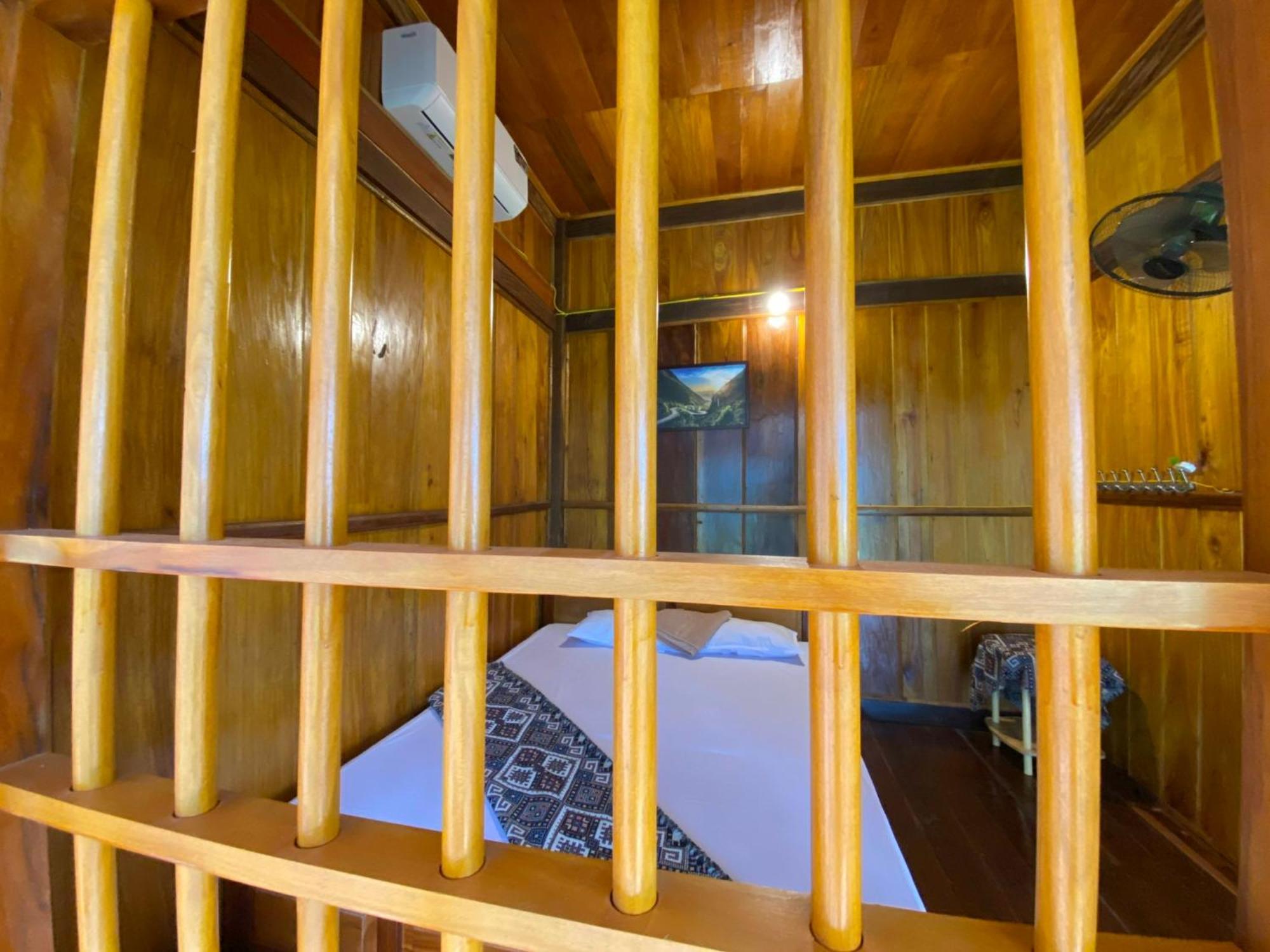Duy Tuyen Ba Be Homestay Bac Kan Værelse billede