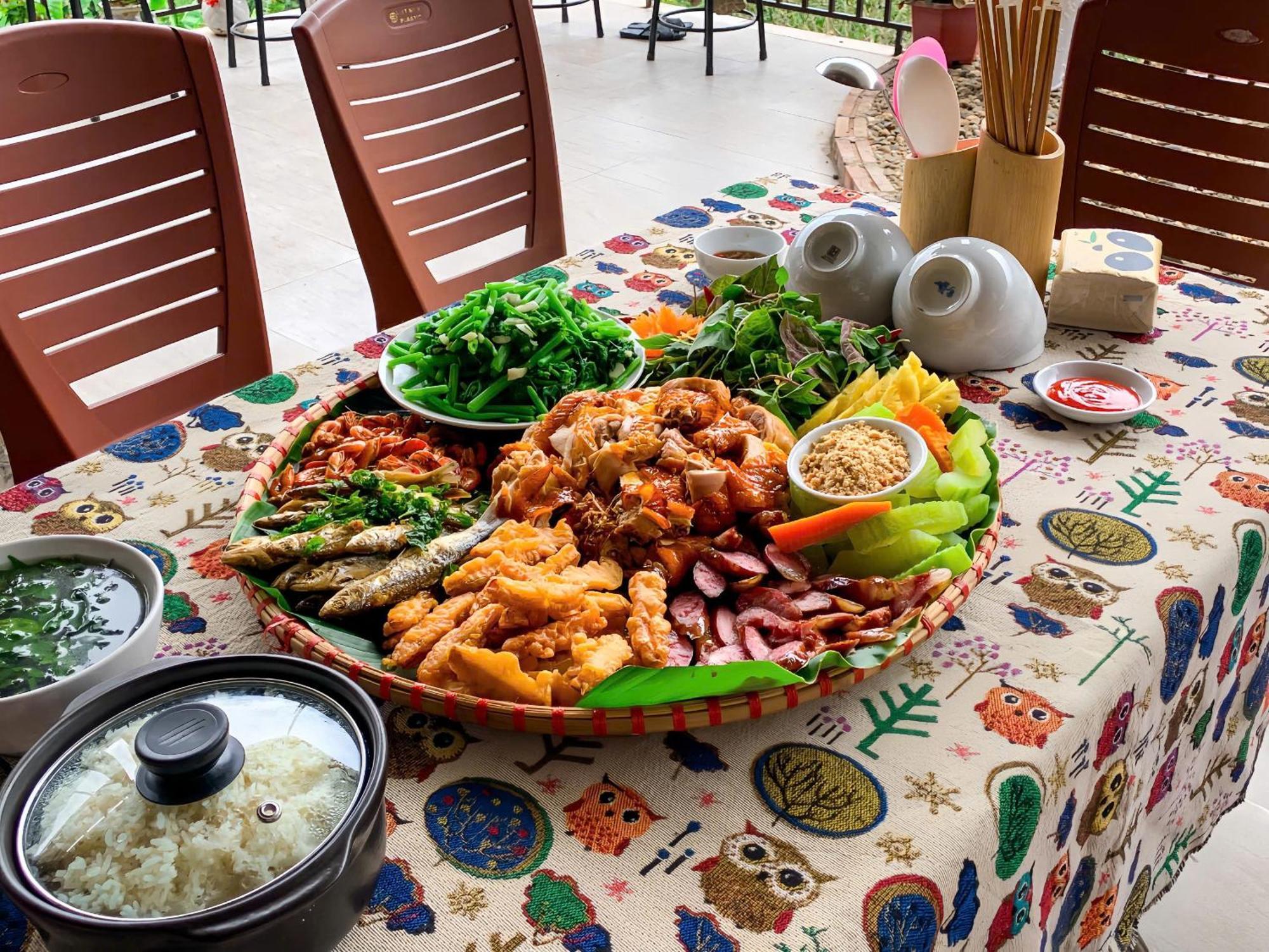 Duy Tuyen Ba Be Homestay Bac Kan Eksteriør billede